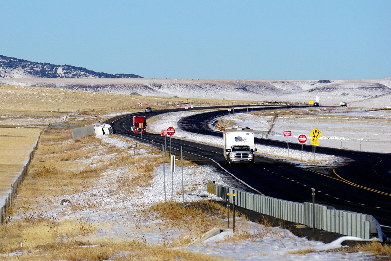 Jakie auto dostawcze z plandeką